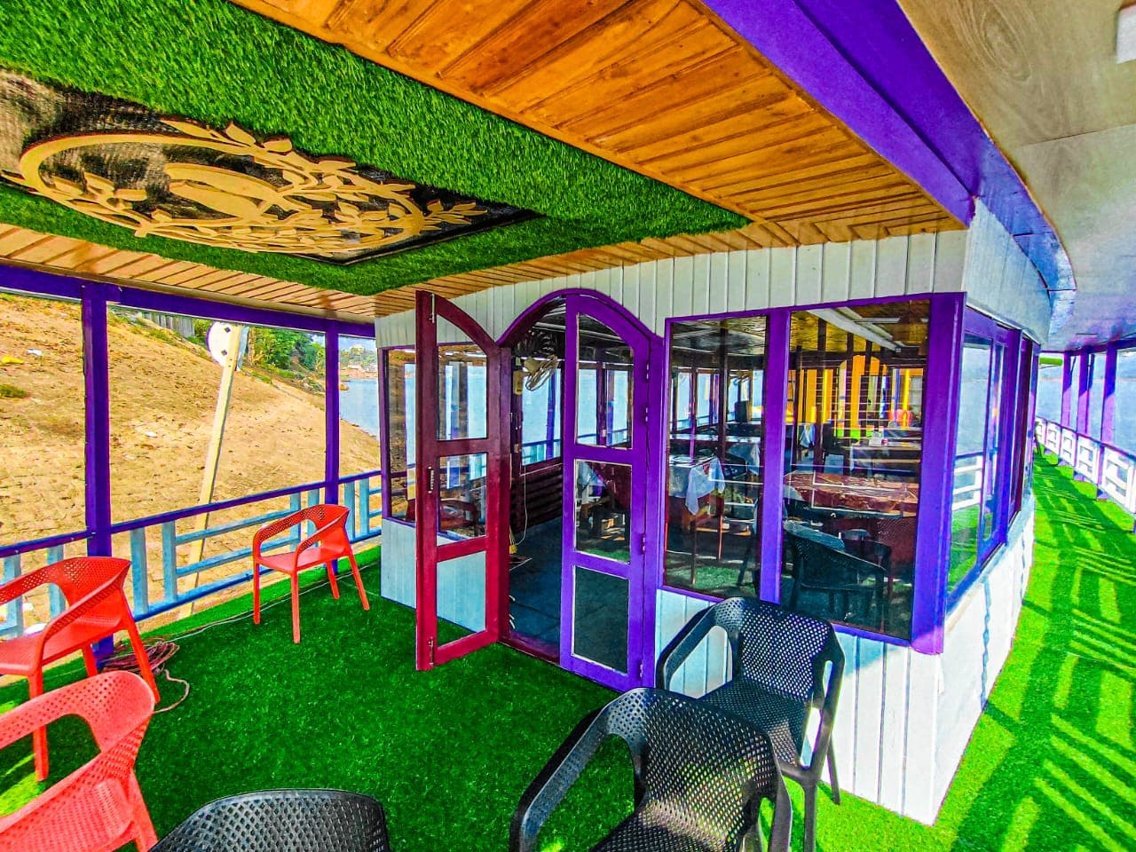 Property Image 5, Ship Image, BookMe Accommodation, Comfortable Stay, Affordable Prices.