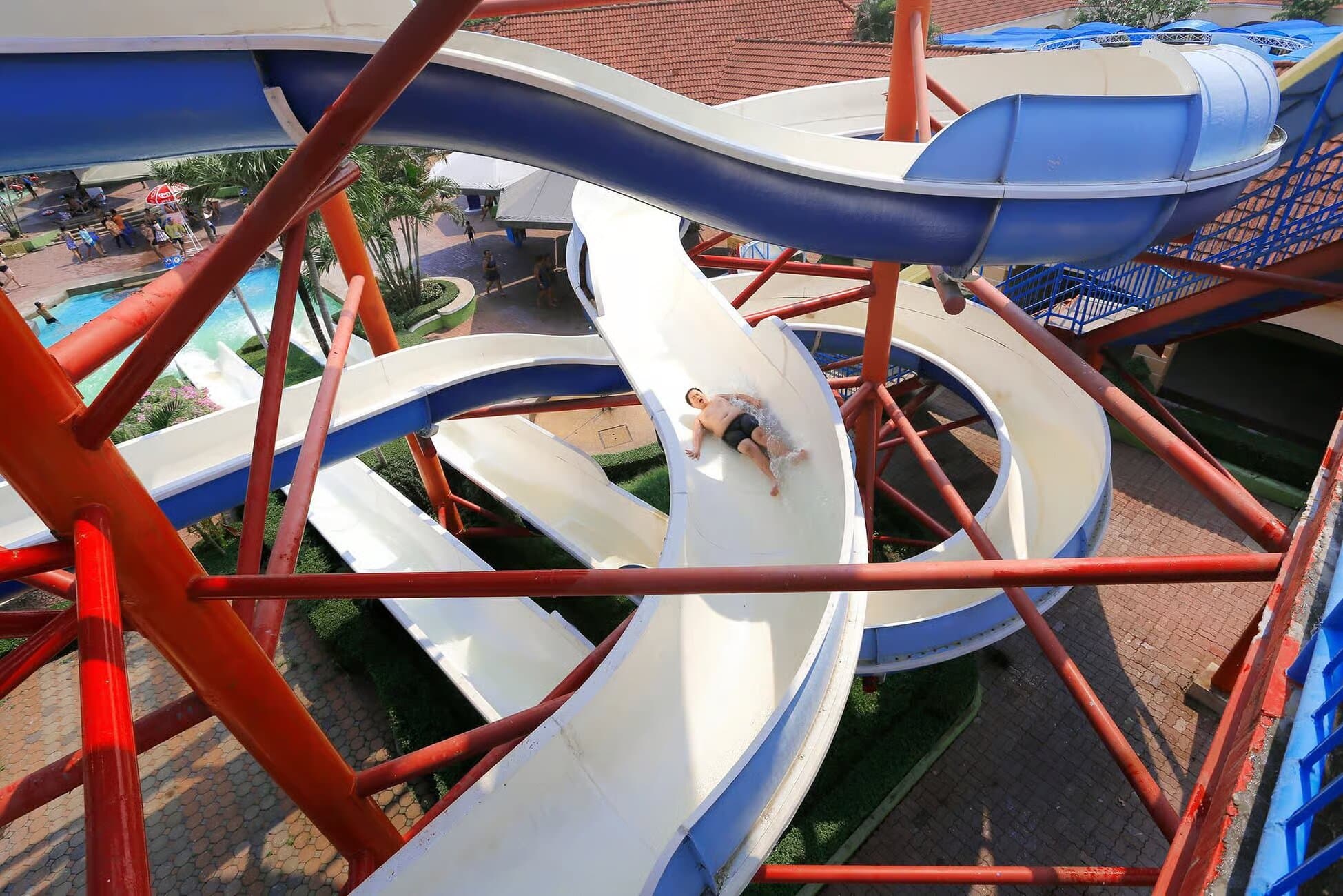 Property Image 4, Ship Image, BookMe Accommodation, Comfortable Stay, Affordable Prices.
