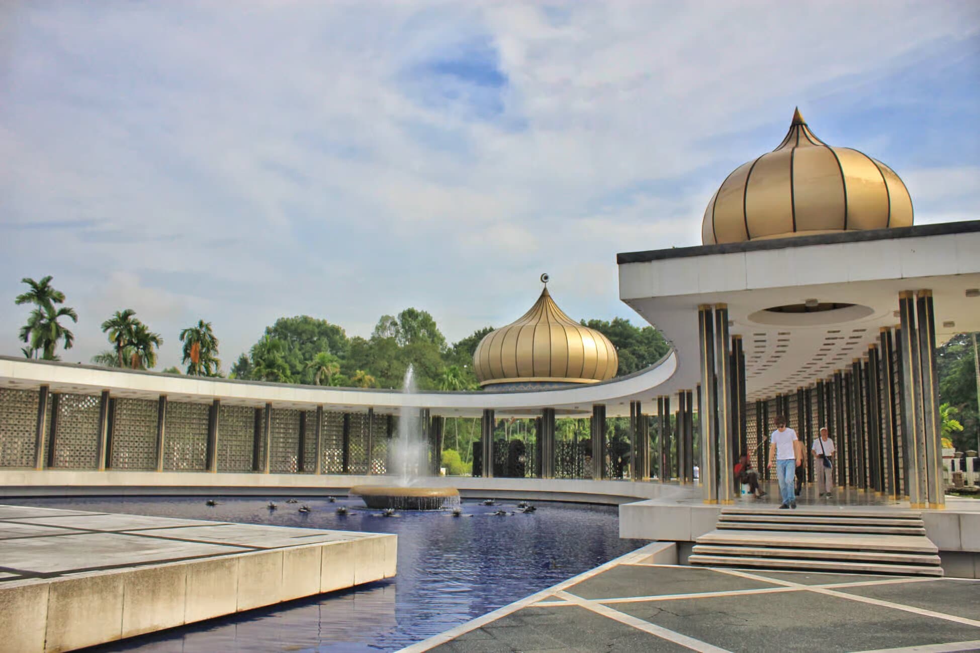 Property Image 12, Ship Image, BookMe Accommodation, Comfortable Stay, Affordable Prices.