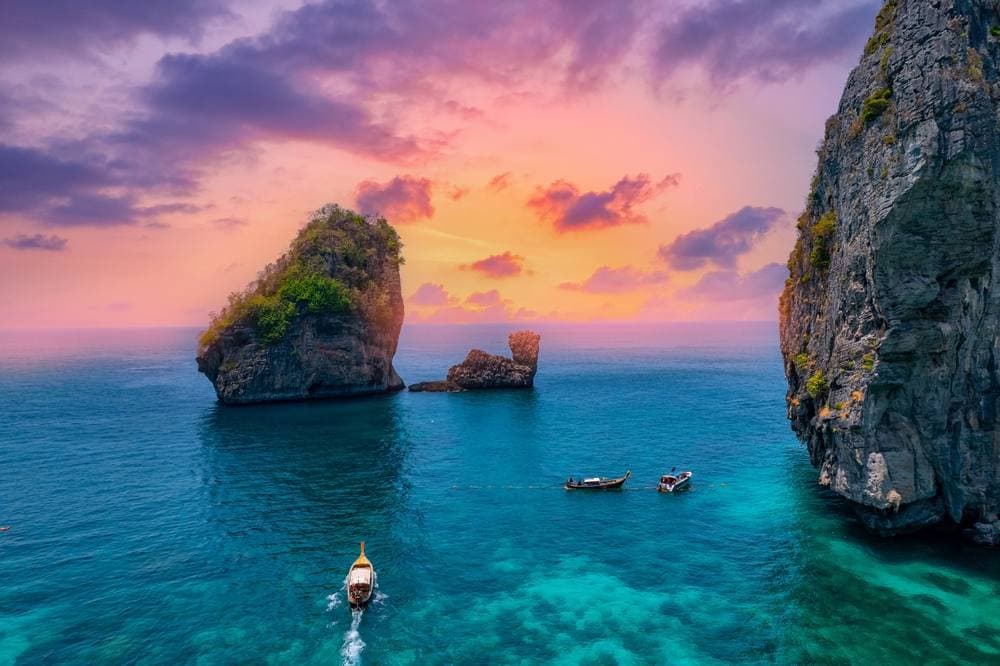 Property Image 4, Ship Image, BookMe Accommodation, Comfortable Stay, Affordable Prices.