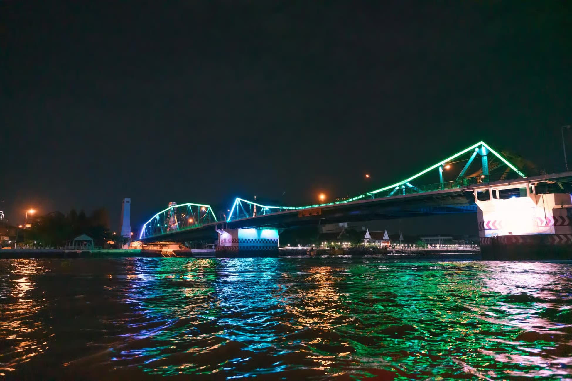 Property Image 10, Ship Image, BookMe Accommodation, Comfortable Stay, Affordable Prices.