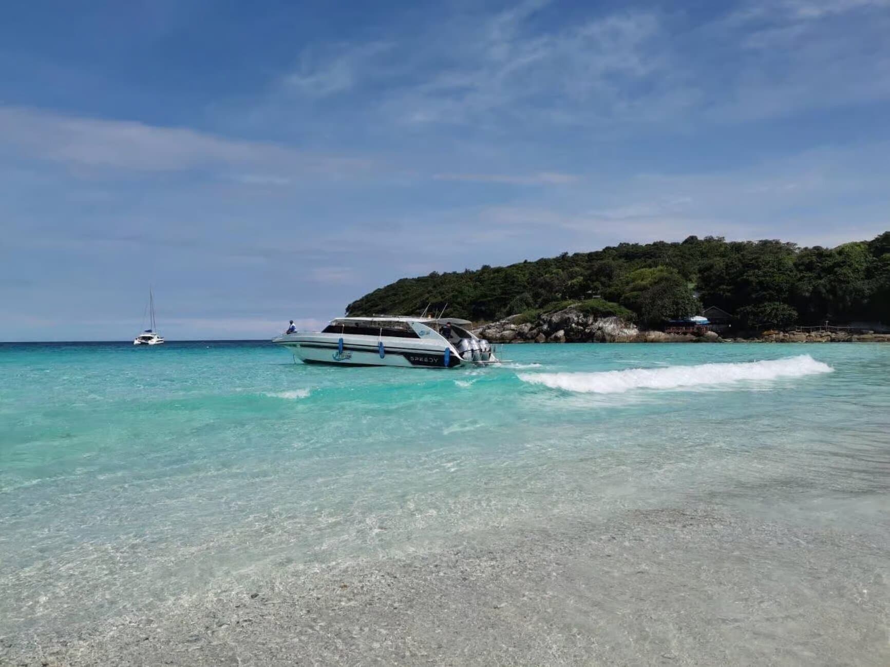 Property Image 8, Ship Image, BookMe Accommodation, Comfortable Stay, Affordable Prices.