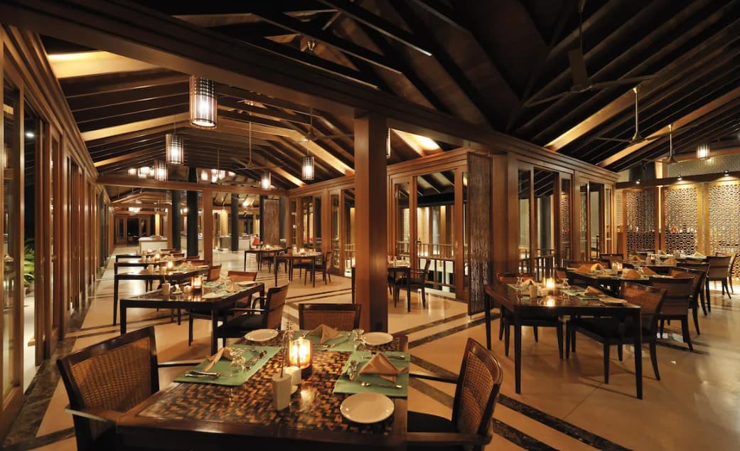 Image of Dinner, Itinerary Activity, Travel Experience, BookMe Tours.